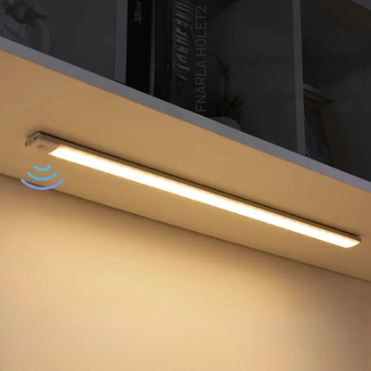 Luz LED com Sensor de Movimento